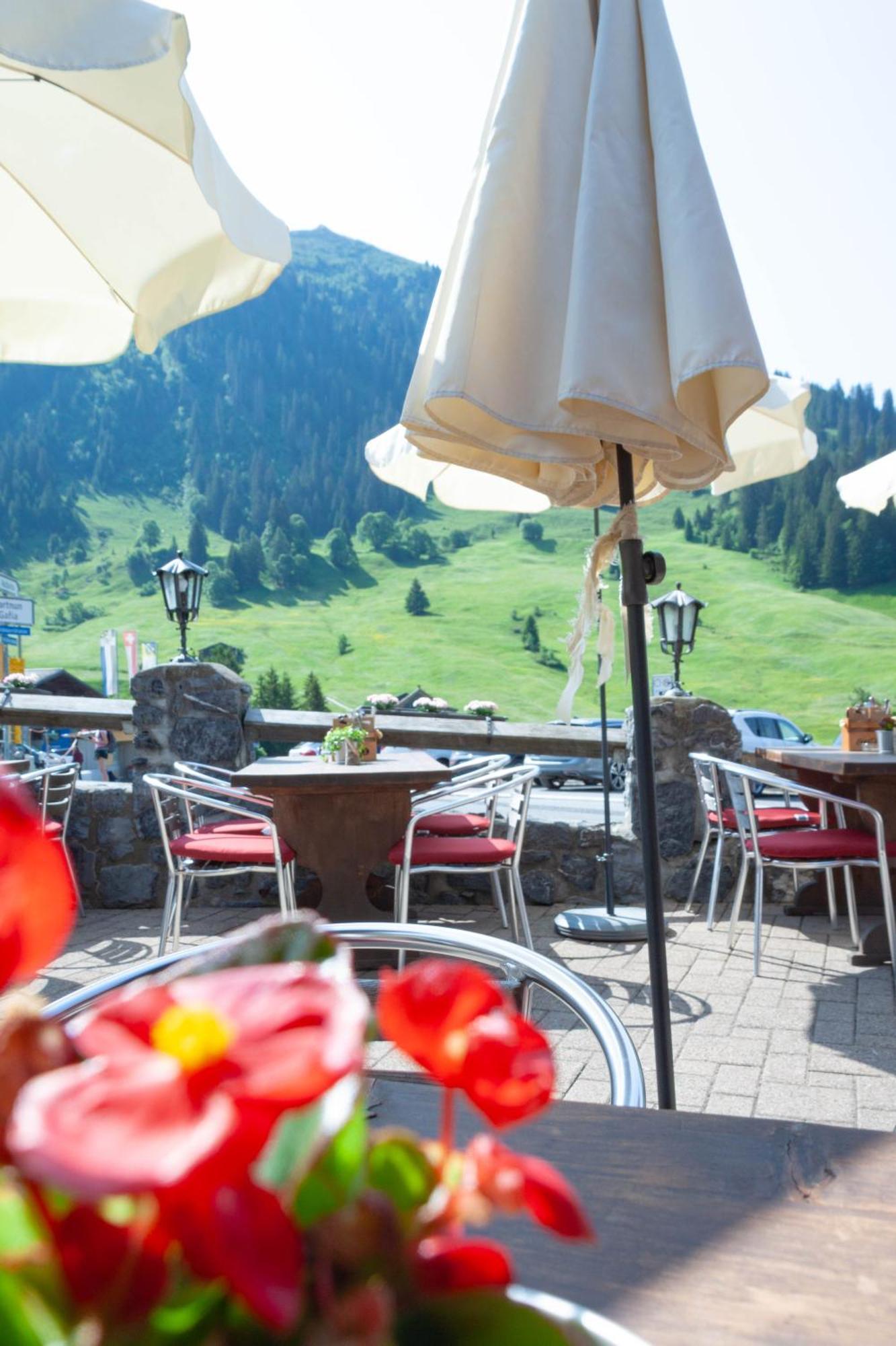 Hotel Madrisajoch Санкт-Антёниен Экстерьер фото