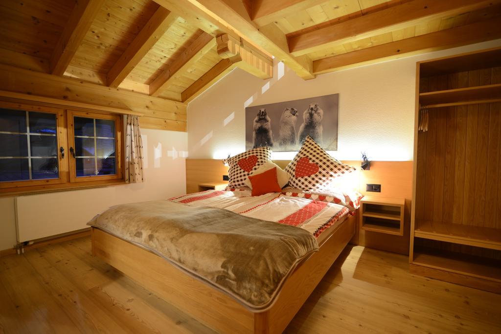 Hotel Madrisajoch Санкт-Антёниен Экстерьер фото